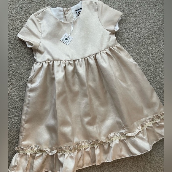 NWT Busy Bees Iris Cap Sleeve Gold Shimmer Dress size 7 - Picture 2 of 5